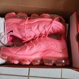 Nike Air Vapormax Plus Size 9.5 Authentic